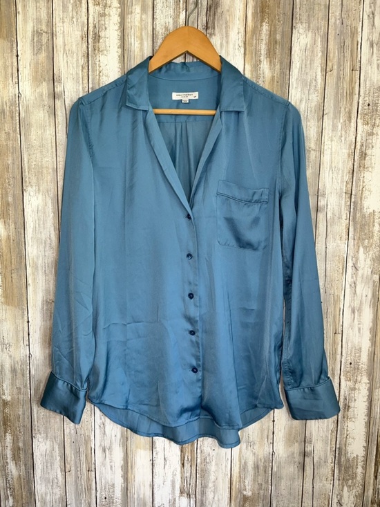 Equipment Tops - Equipment Femme Silk-Look Blue Button Front Blouse Women’s S Long Sleeve Pocket